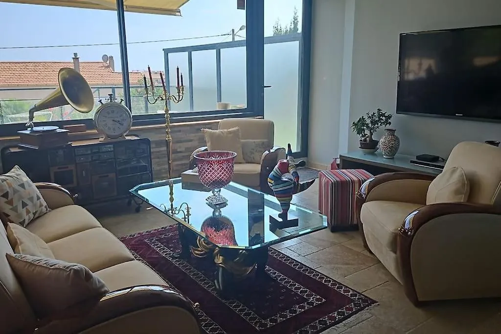 Hyper Centre Bandol Agreable T4 Piscine Chauffer Clim Parking Wifi Apartment 0*,  France